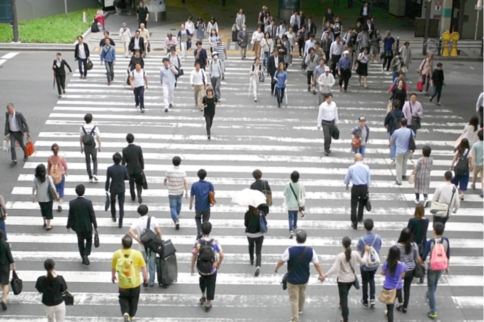 歩道の人