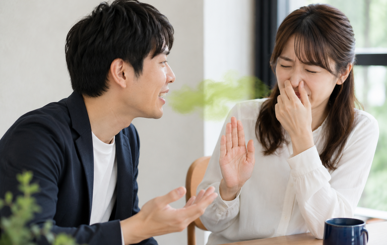 お見合いで意外と嫌がられる「口臭」